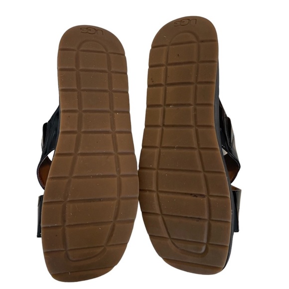 Ugg Emily Patent Leather Sandals Slides
Ladies 10 - Picture 4 of 7